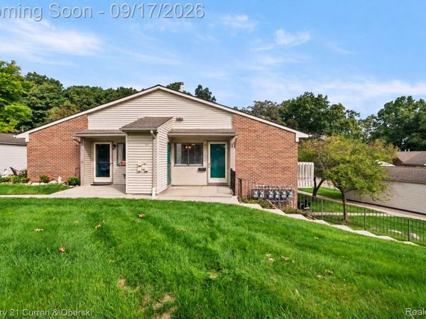 403 Spring Brooke Drive, Brighton, Mi 48116