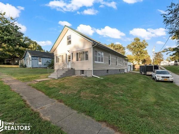 403 S Madison Street, Bloomfield, IA 52537