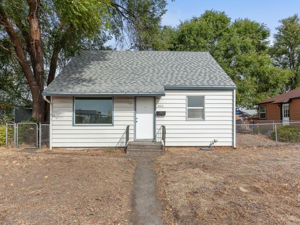 2412 W Wellesley Ave, Spokane, WA 99205