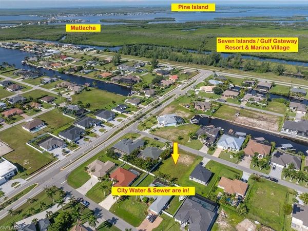 9 NW 38th PL, CAPE CORAL, FL 33993