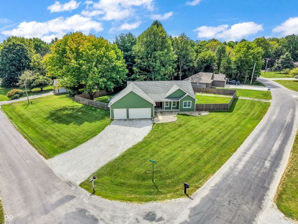 192 Jefferson Valley , Coatesville, IN 46121