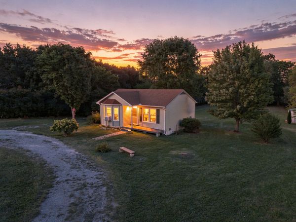 5214 Jones Chapel Rd , Cedar Hill, TN 37032