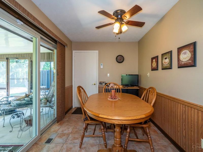 8972 Deep Forest Lane, Washington Township, OH 45458 Photo 11