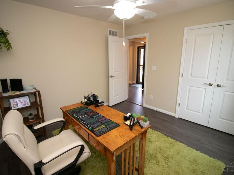 1331 Peregrine Way, Hamilton, OH 45013 Photo 9