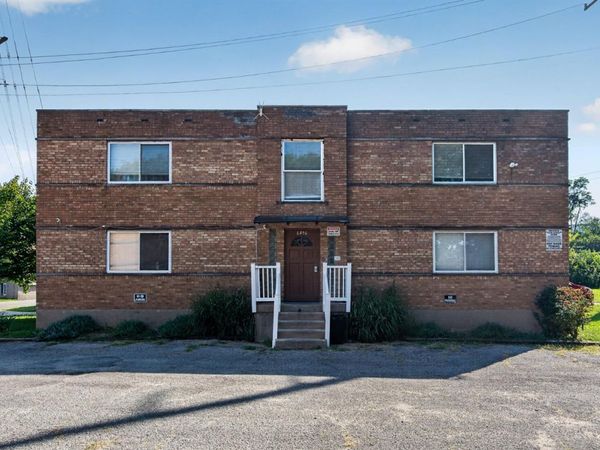 6496 Spruce Street, Elmwood Place, OH 45216
