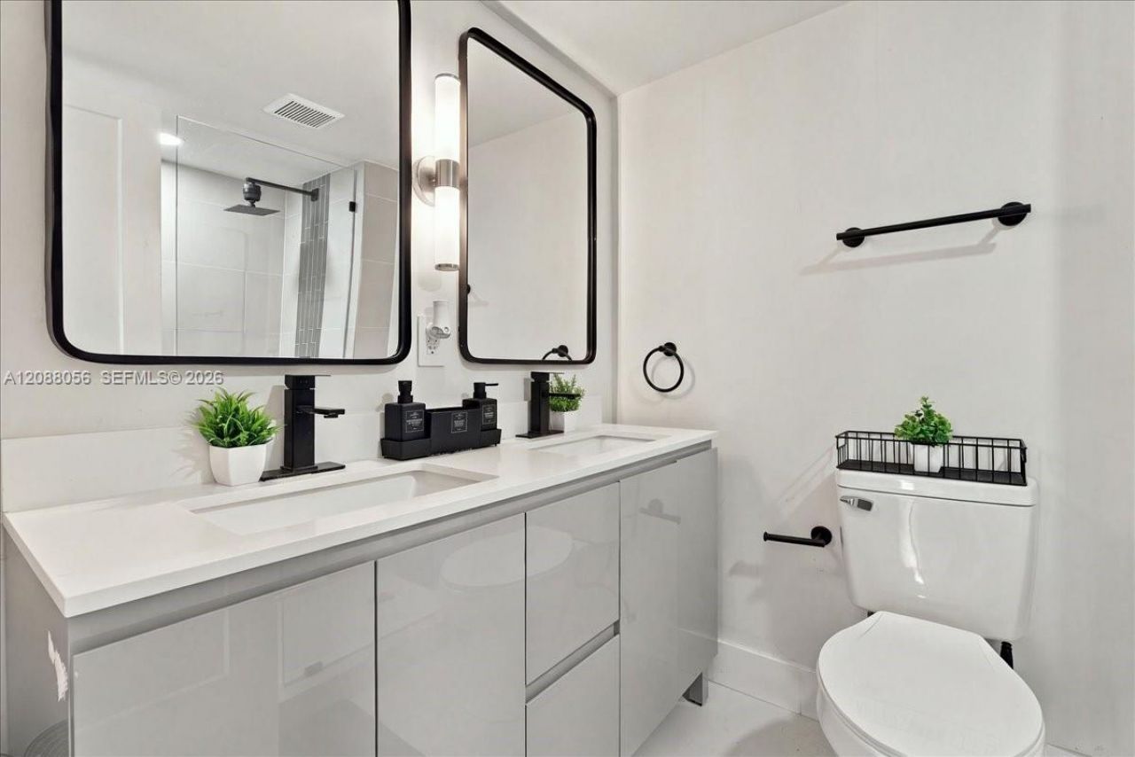 4310 NW 79th Ave, Unit 2B, Doral, FL 33166 Photo