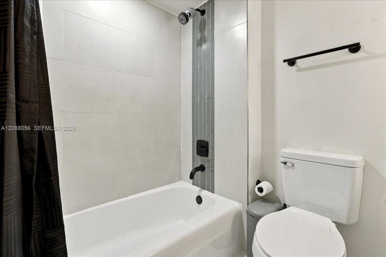 4310 NW 79th Ave, Unit 2B, Doral, FL 33166 Photo