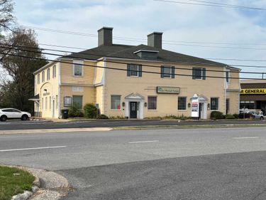 201 ROSSER AVE, WAYNESBORO, VA 22980