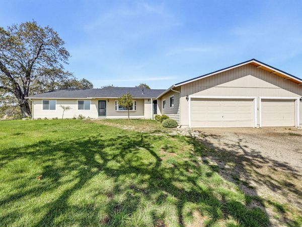 4272 Beagle Road, White City, OR 97503