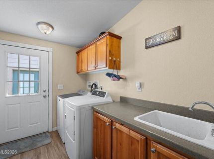 320 Mcclellan Drive, Washoe Valley, NV 89704 Photo