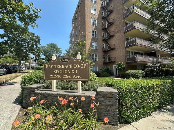 212-30 23 ave , Unit l2, Bayside, NY 11360