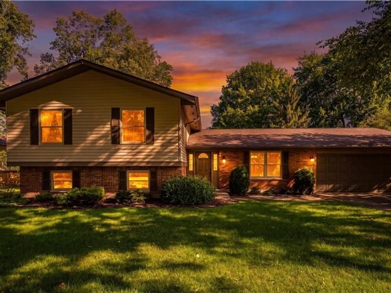 8972 Deep Forest Lane, Washington Township, OH 45458 Photo 2