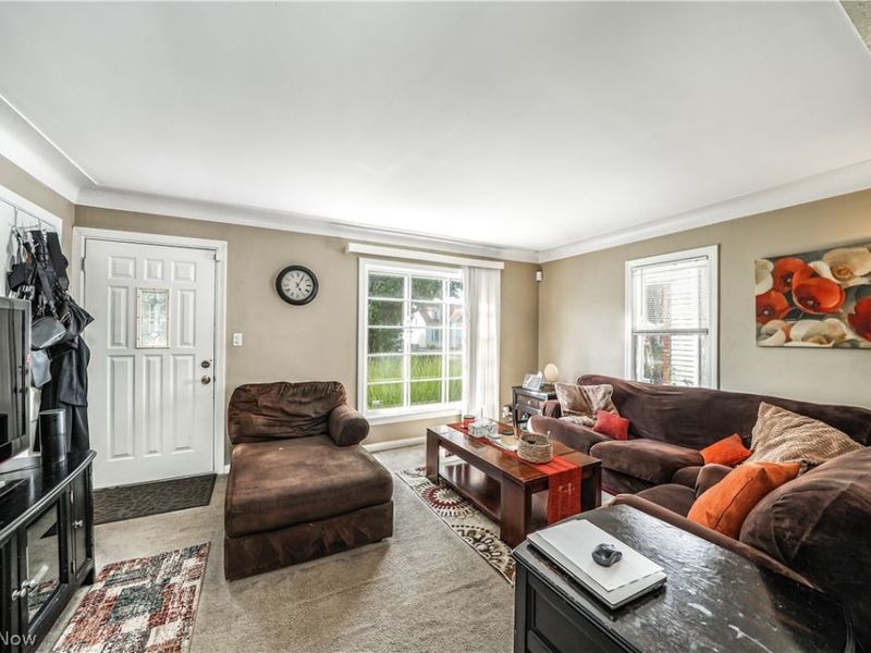 14611 Krems Avenue, Maple Heights, OH 44137 Photo 9