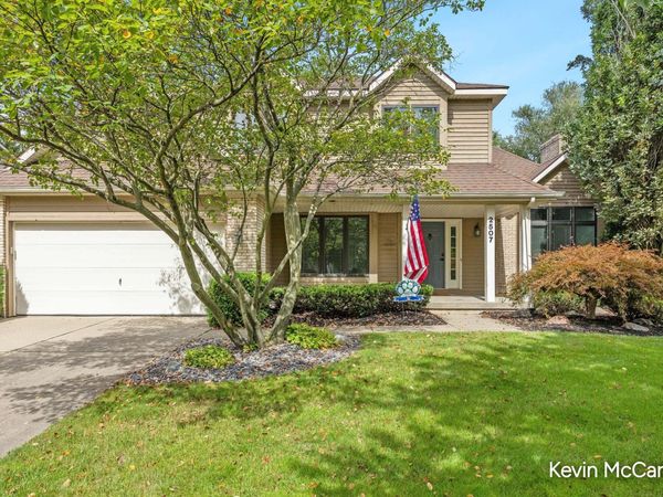 2507 Ridgecroft Avenue SE, Grand Rapids, MI 49546