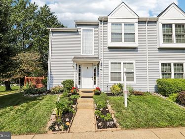 6100-B HOSKINS HOLLOW CIRCLE, CENTREVILLE, VA 20121