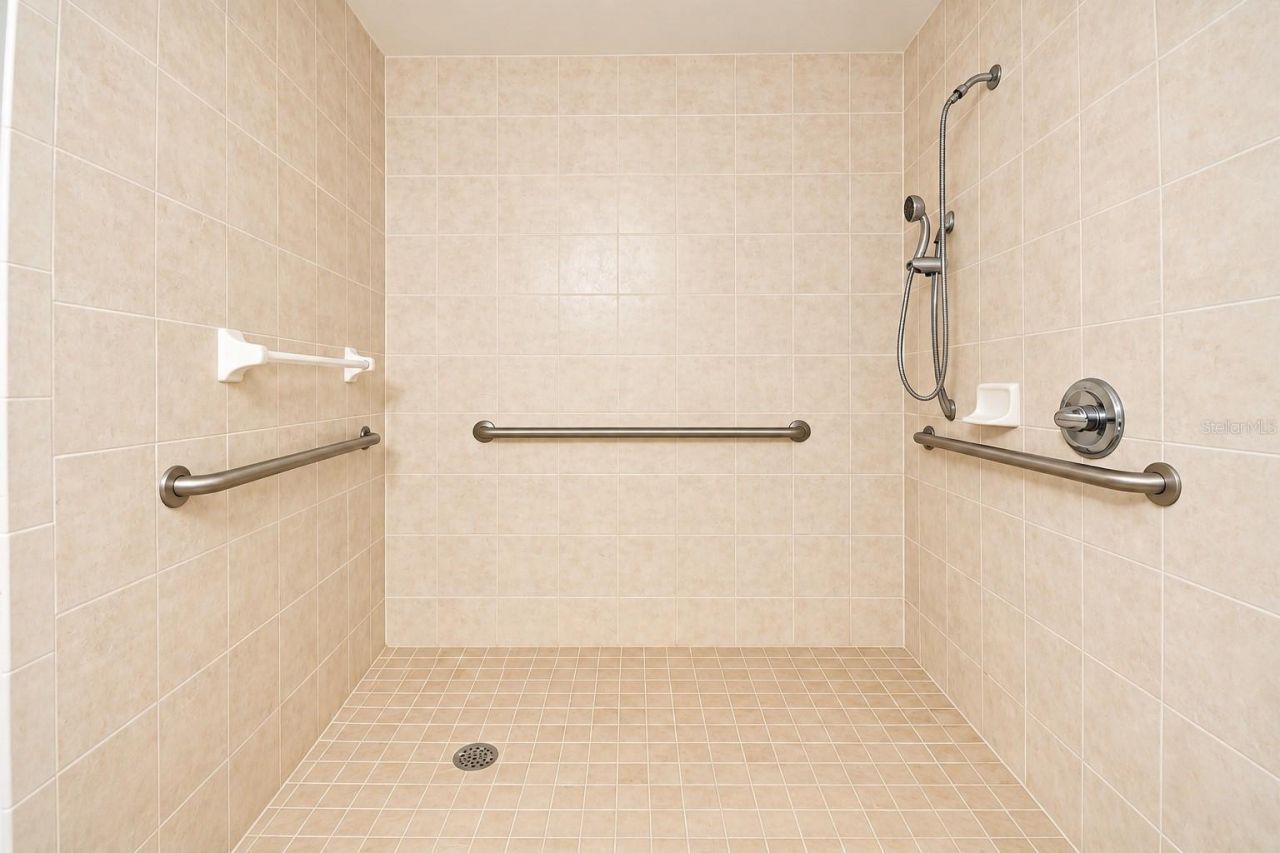 191 Nancy Street, Oak Hill, FL 32759 Photo