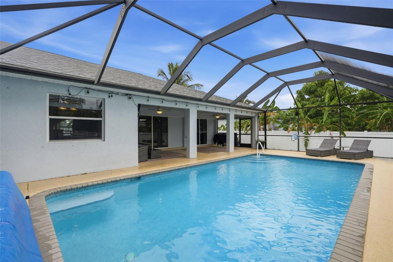 413 NW 17th Place, Cape Coral, FL 33993 Photo
