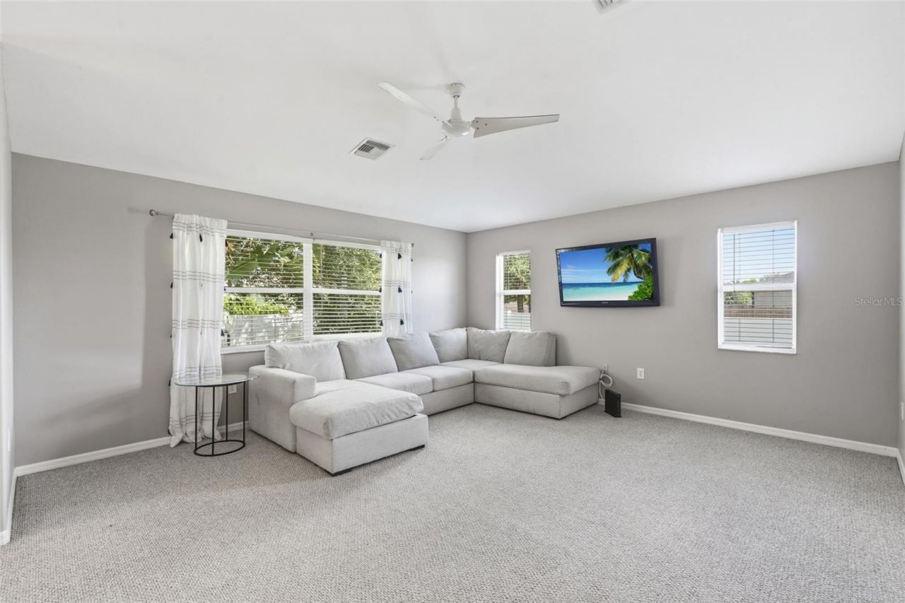 413 NW 17th Place, Cape Coral, FL 33993 Photo