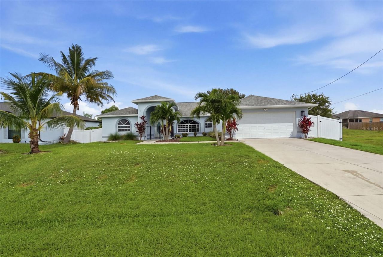 413 NW 17th Place, Cape Coral, FL 33993 Photo