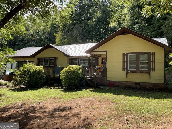 219 North Valley Street, Clayton, GA 30525