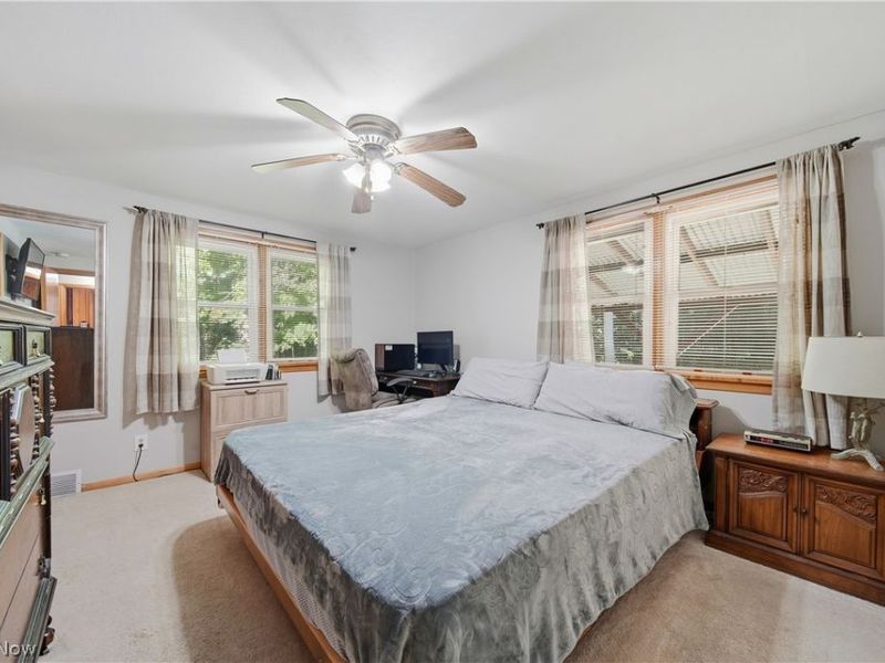1687 Mount Pleasant Street NE, Canton, OH 44721 Photo 10