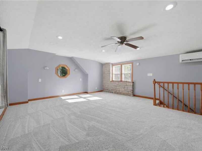 1687 Mount Pleasant Street NE, Canton, OH 44721 Photo 12