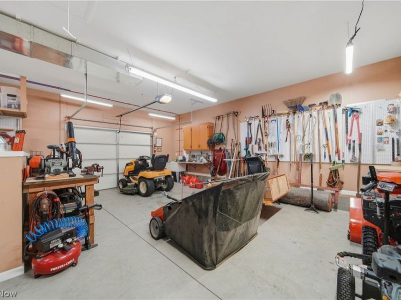 1687 Mount Pleasant Street NE, Canton, OH 44721 Photo 22