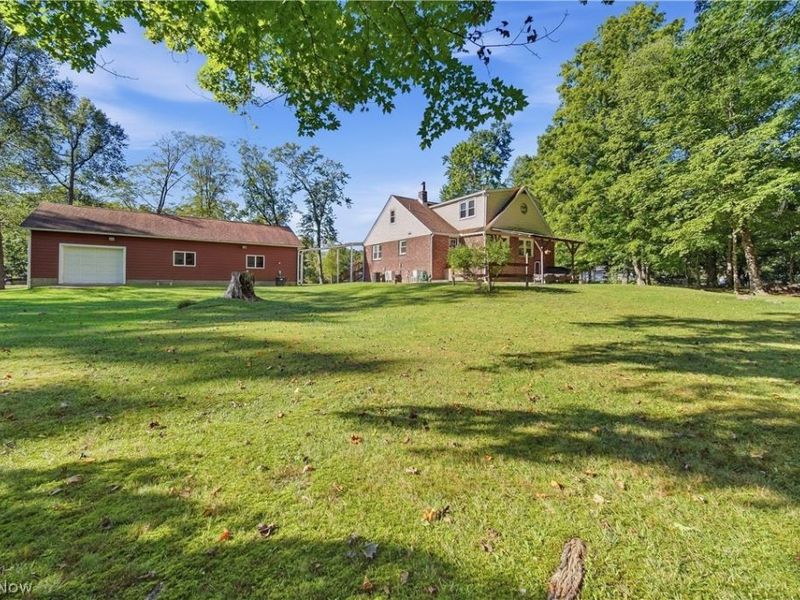 1687 Mount Pleasant Street NE, Canton, OH 44721 Photo 25