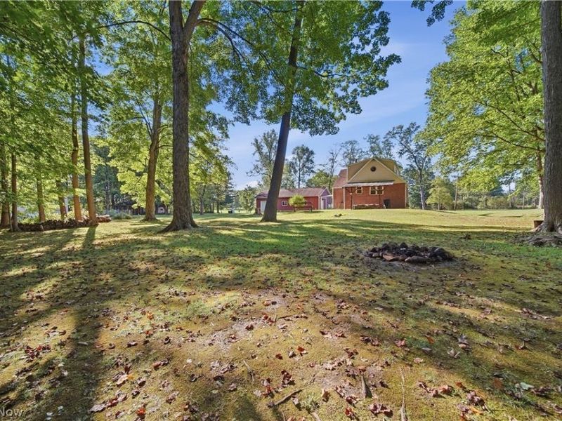 1687 Mount Pleasant Street NE, Canton, OH 44721 Photo 26