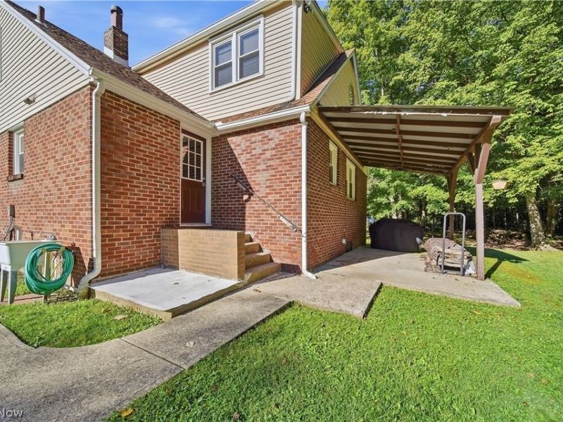 1687 Mount Pleasant Street NE, Canton, OH 44721 Photo 27