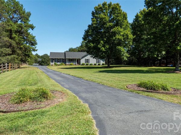 187 Sunfish Drive, Mooresville, NC 28117