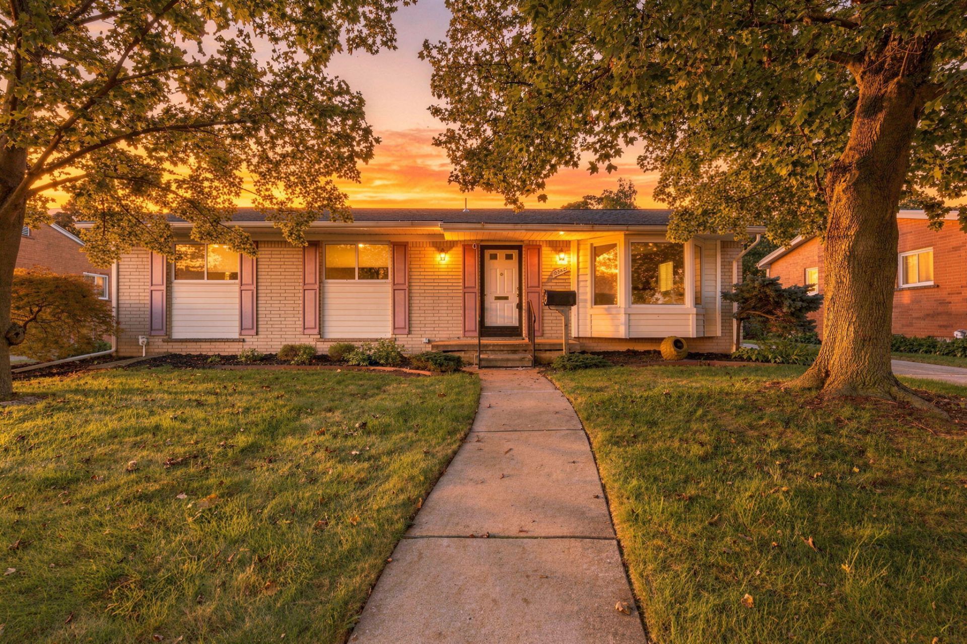29821 Mason Street, Livonia, MI 48154 Main Photo