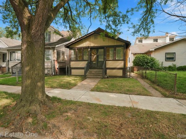 36 W Broadway Street, Ecorse, Mi 48229