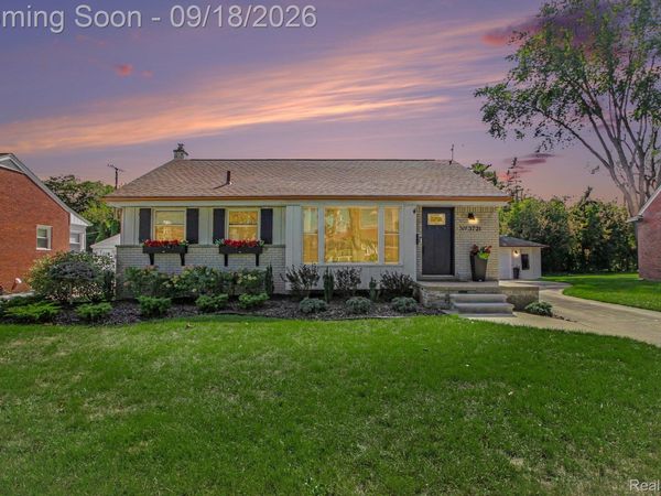 3721 Ravena Avenue, Royal Oak, Mi 48073