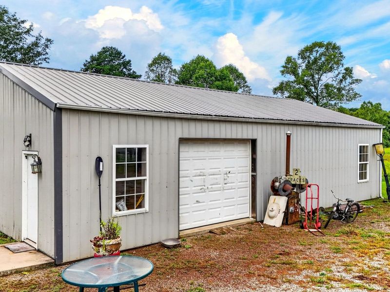63718 US Highway 50, McArthur, OH 45651 Photo 4