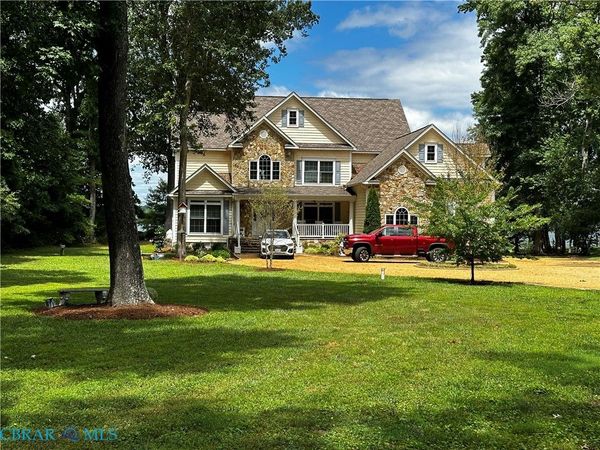 1226 Indiantown Road , Weems, VA 22576