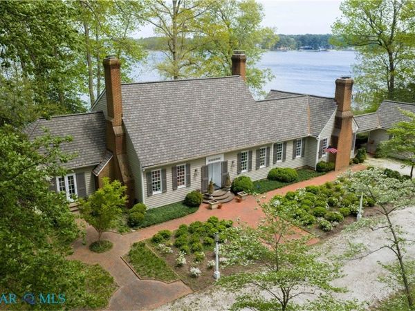 1741 Wilton Creek Road , Hartfield, VA 23071