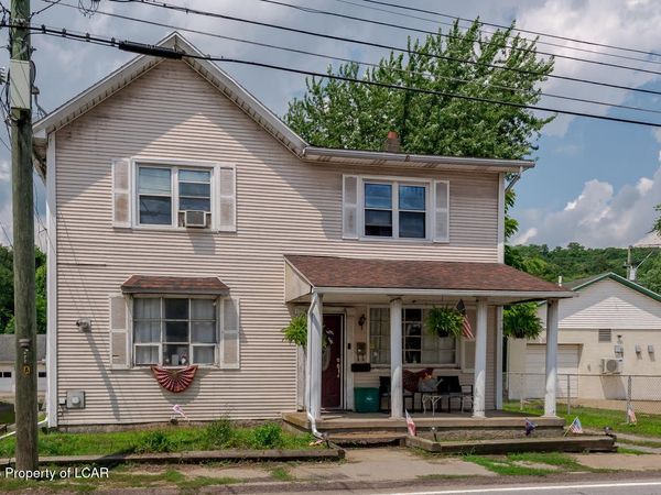 16 W Luzerne Avenue, Larksville, PA 18704