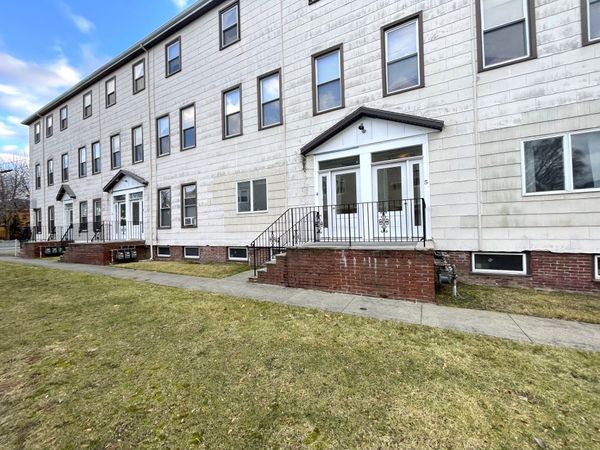 5 Cedar Street, Unit 2, Cambridge, MA 02140