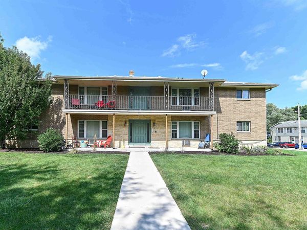 4284 S Whitnall Avenue, Milwaukee, WI 53207