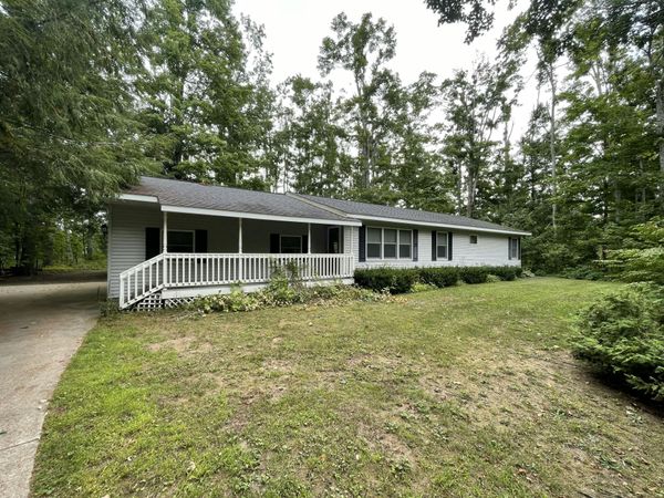1453 N Mapleleaf Drive, Gaylord, MI 49735
