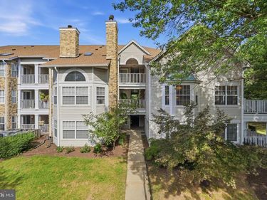 5629 WILLOUGHBY NEWTON DRIVE, Unit 21, CENTREVILLE, VA 20120