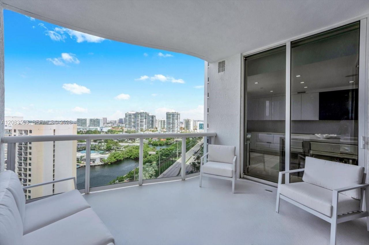 15901 Collins Ave, Unit 1606, Sunny Isles Beach, FL 33160 Photo