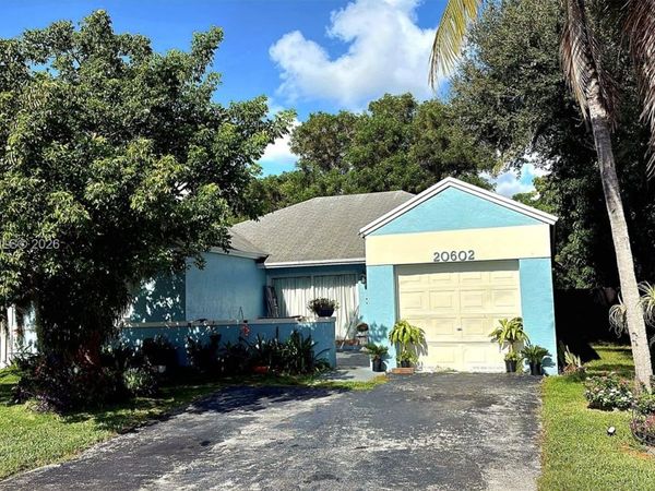 20602 SW 103rd Ave, Cutler Bay, FL 33189