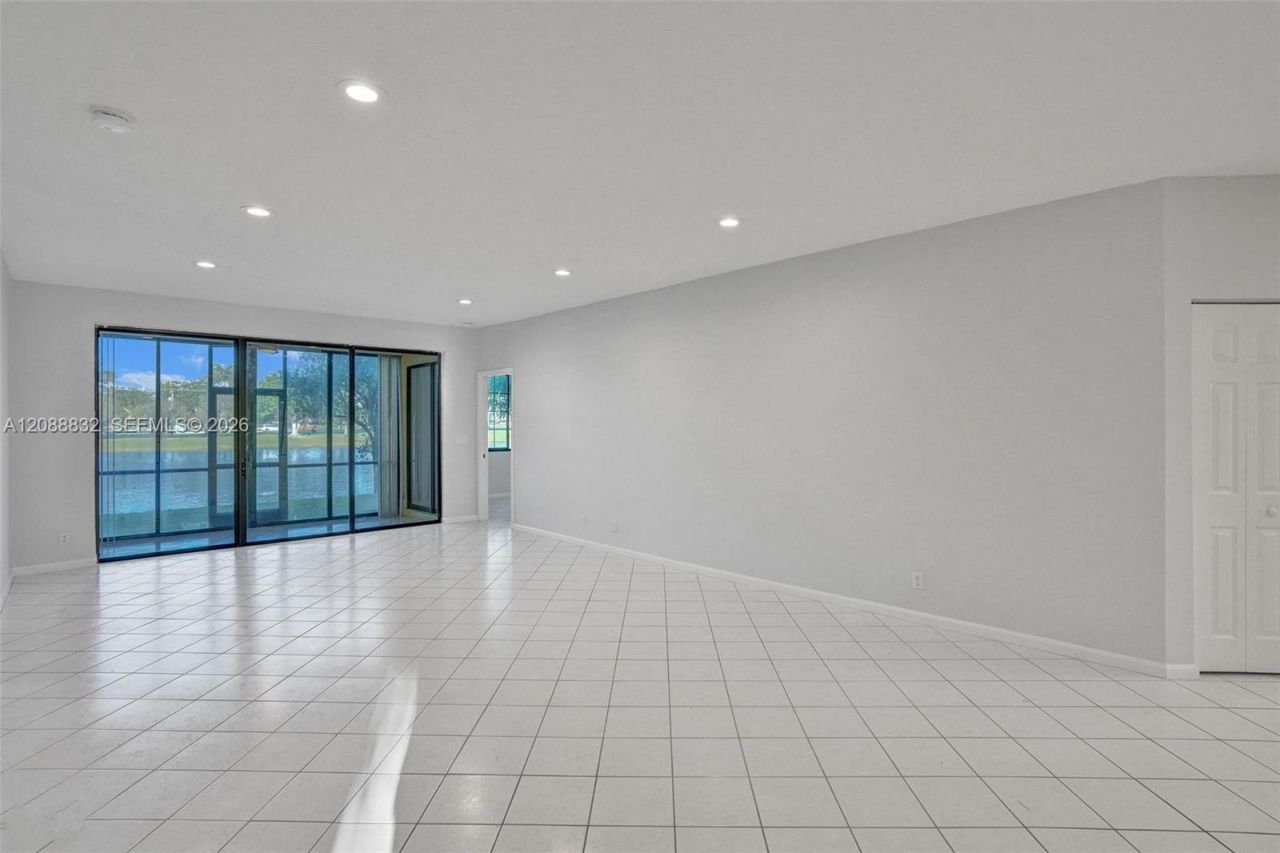 6765 Montego Bay Blvd , Unit E, Boca Raton, FL 33433 Photo