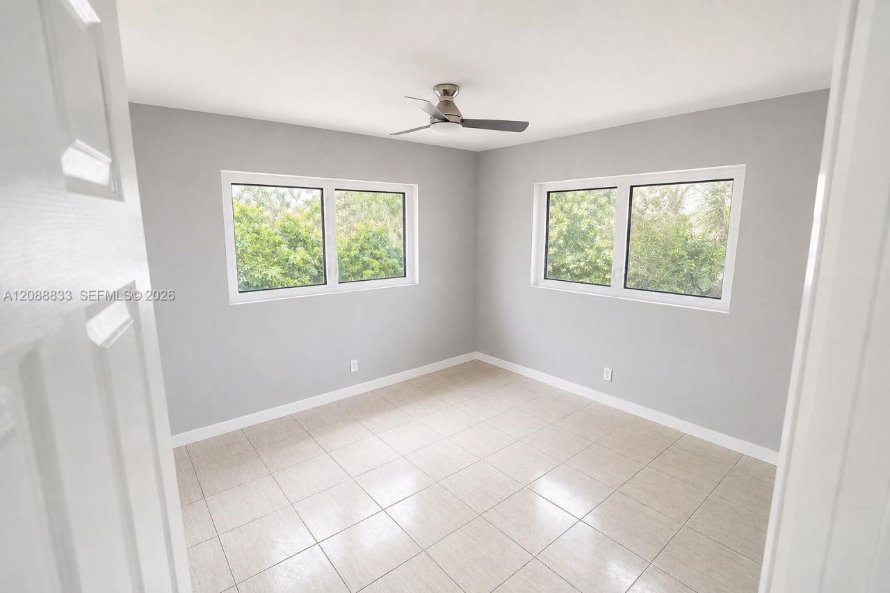 202 SW 27th Ter, Unit 202, Fort Lauderdale, FL 33312 Photo