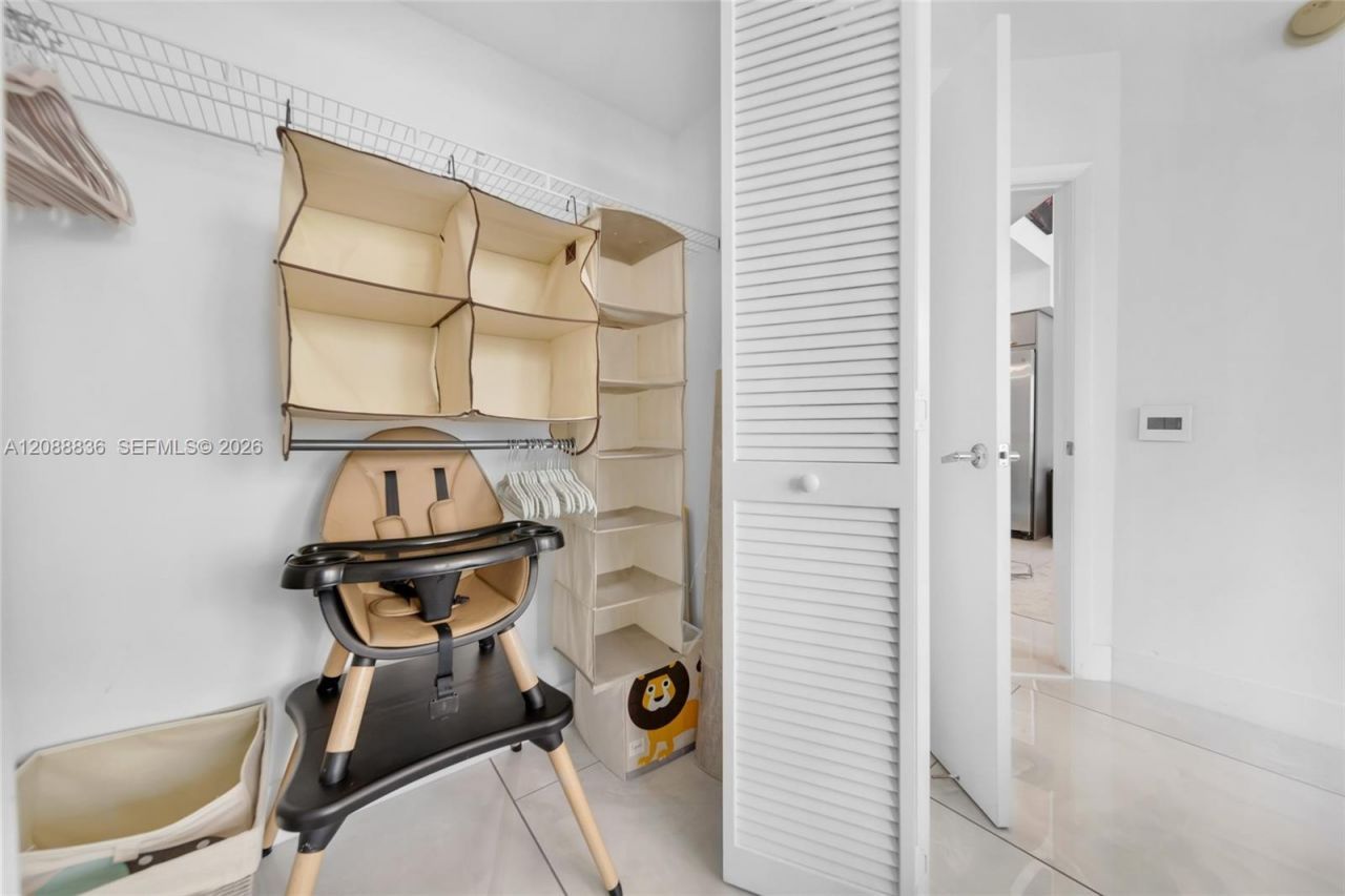 41 SE 5th St, Unit 1407, Miami, FL 33131 Photo