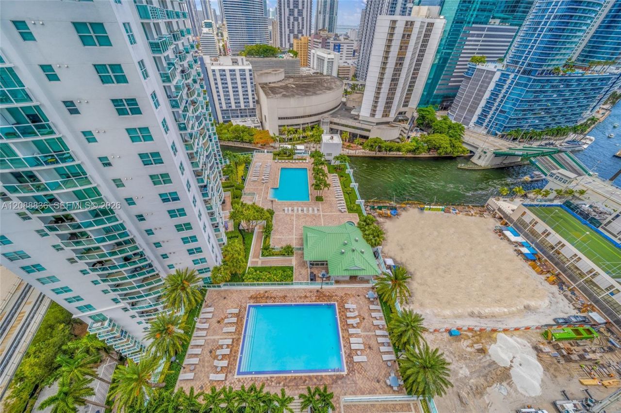 41 SE 5th St, Unit 1407, Miami, FL 33131 Photo