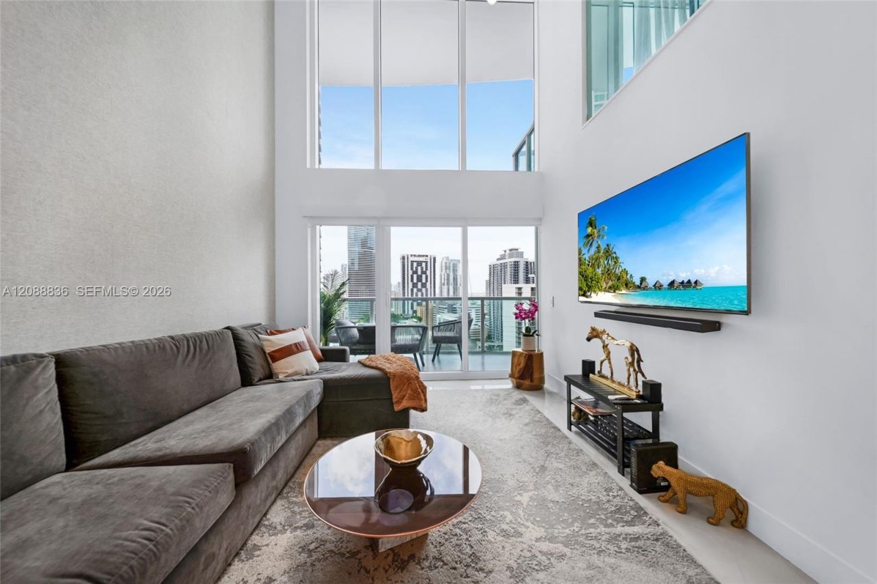 41 SE 5th St, Unit 1407, Miami, FL 33131 Photo
