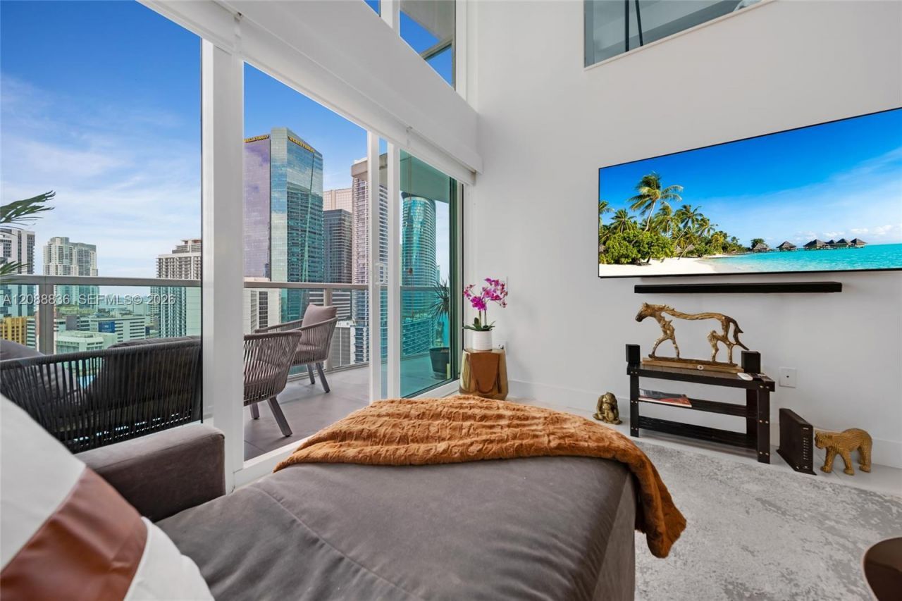 41 SE 5th St, Unit 1407, Miami, FL 33131 Photo